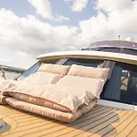 Yacht Susan - Jacht - Traumzeitboot - Exklusiver Festlieger In Perfekter Lage Am Scharmuetzelsee