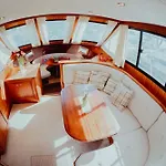 船屋 Yacht Susan - Jacht - Traumzeitboot - Exklusiver Festlieger In Perfekter Lage Am Scharmuetzelsee 巴特萨罗皮斯库夫