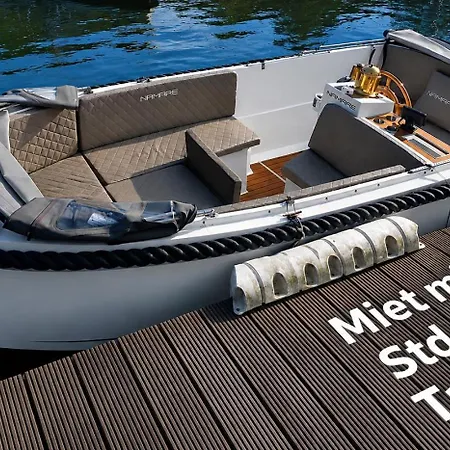 Yacht Susan - Jacht - Traumzeitboot - Exklusiver Festlieger In Perfekter Lage Am Scharmuetzelsee